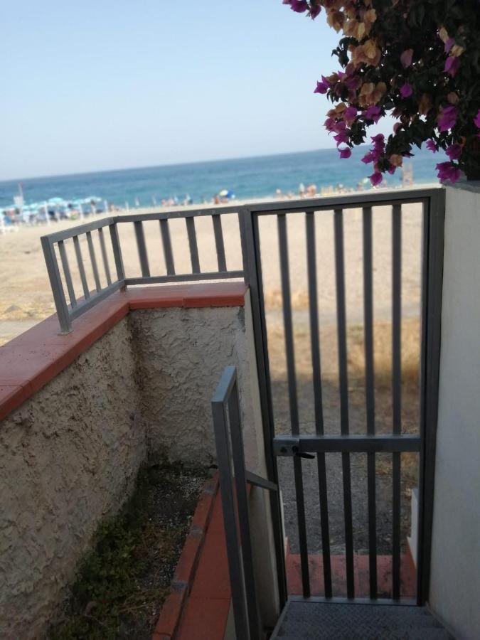 Recanati Taormina Beach Apartamento Giardini Naxos Exterior foto